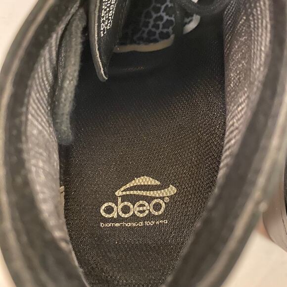 Abeo Bio System Potrero Black Suede Lace Up Bootie Size 7.5 - Picture 8 of 9